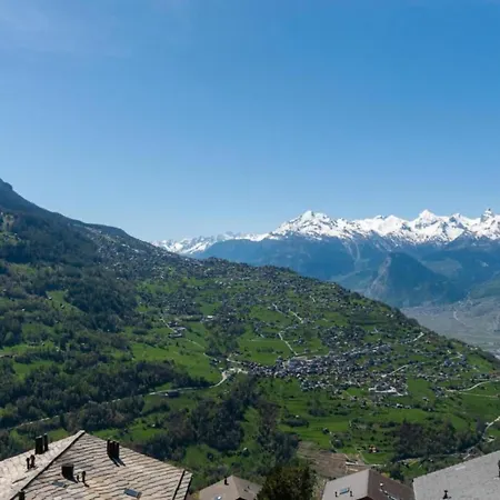 With Enchanting Hill View * Veysonnaz