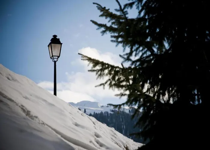 With Enchanting Hill View *