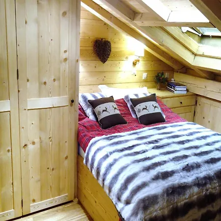 With Enchanting Hill View Daire *