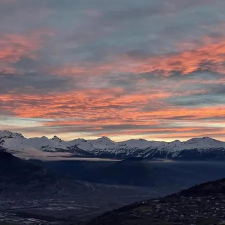 Daire With Enchanting Hill View Veysonnaz